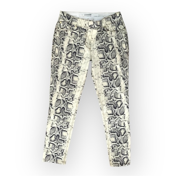 Nygard M Luxe Denim 360 4 way stretch snakeskin skinny ankle chic effortless - Picture 1 of 4
